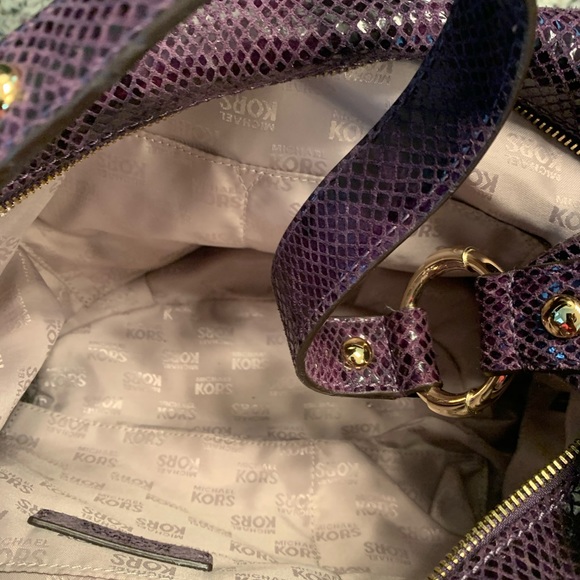 Michael Kors purse - Picture 3 of 4
